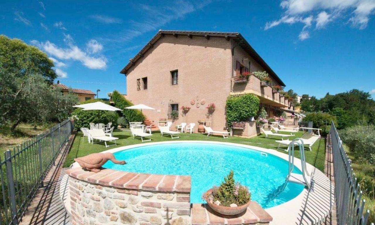 Casa Vacanze Con Piscina A San Gimignano Aparthotel Exterior photo